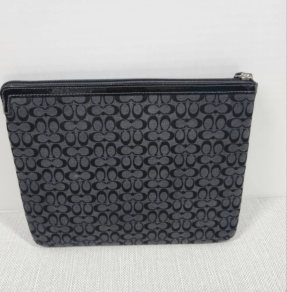 Coach Black Gray Signature C Padded IPad Tablet Sleeve Fabric
